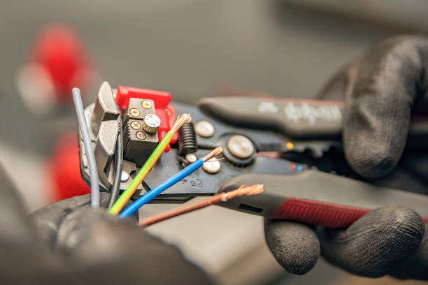 Best Ceiling Fan Installation Electrician  in Horton, KS